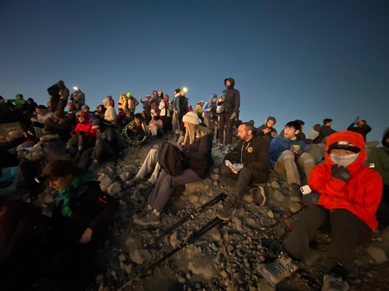 2 Days 1 Night rinjani trekking with group to Summit